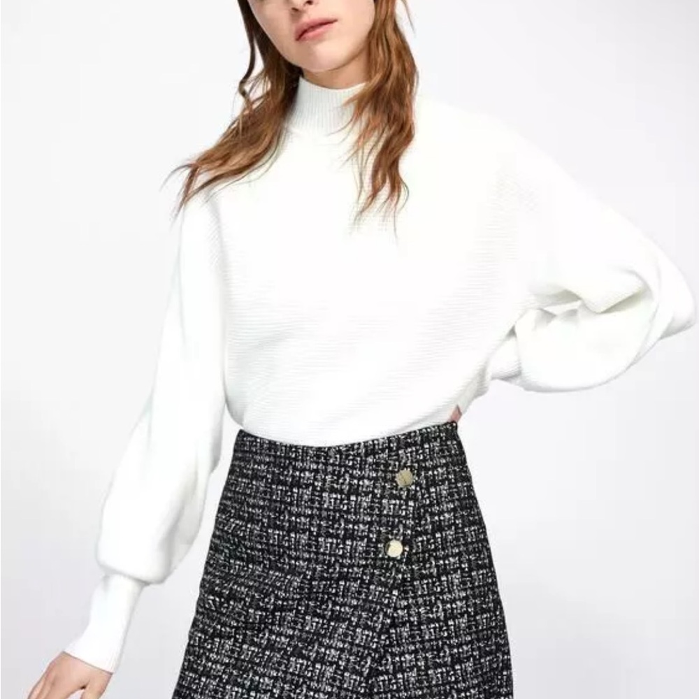 XS Zara EUC Faux Suede Tweed Printed Skort - Picture 3 of 7